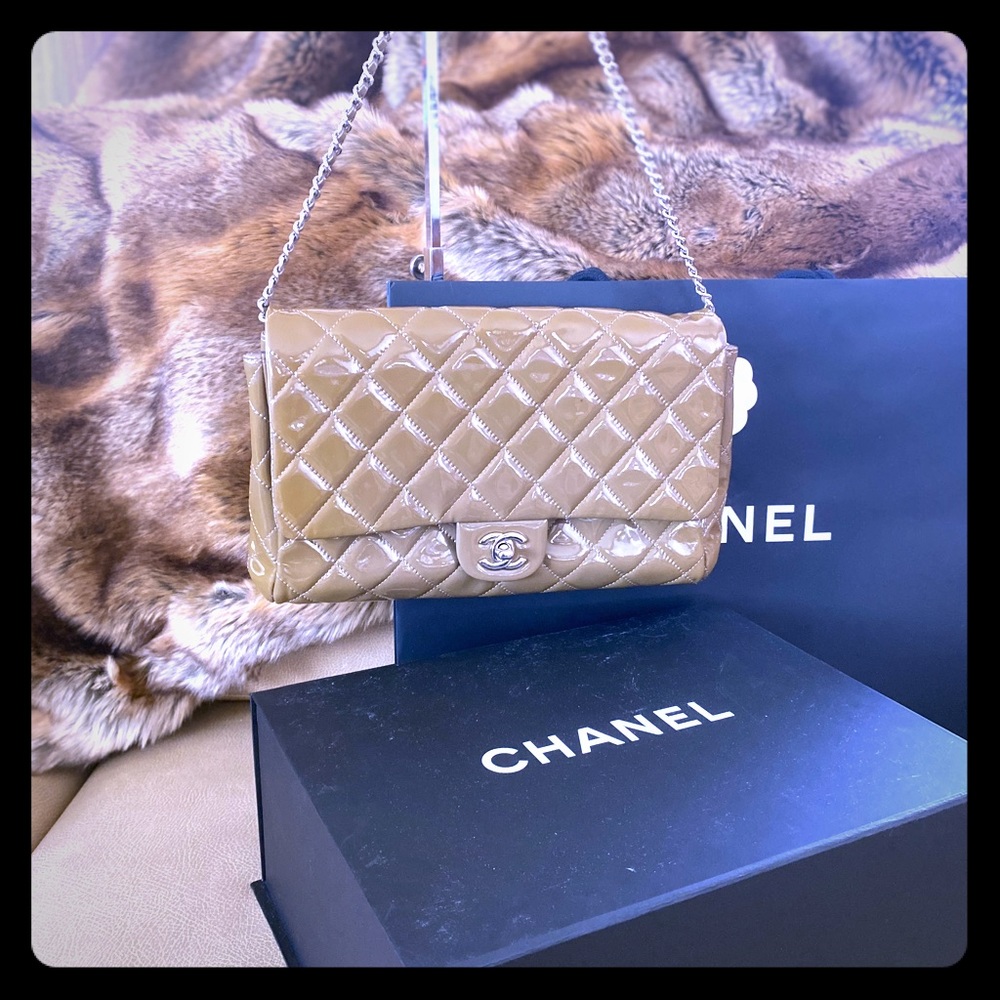 SOLD❌DO NOT BUY-Chanel Khaki Silver HW Patent